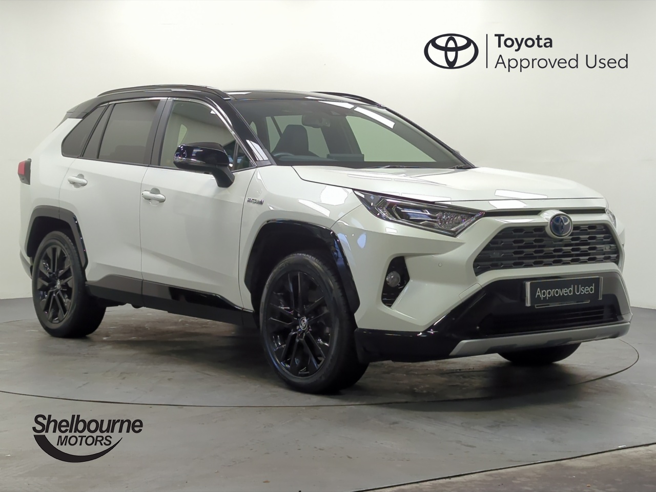 Main listing image - Toyota RAV4