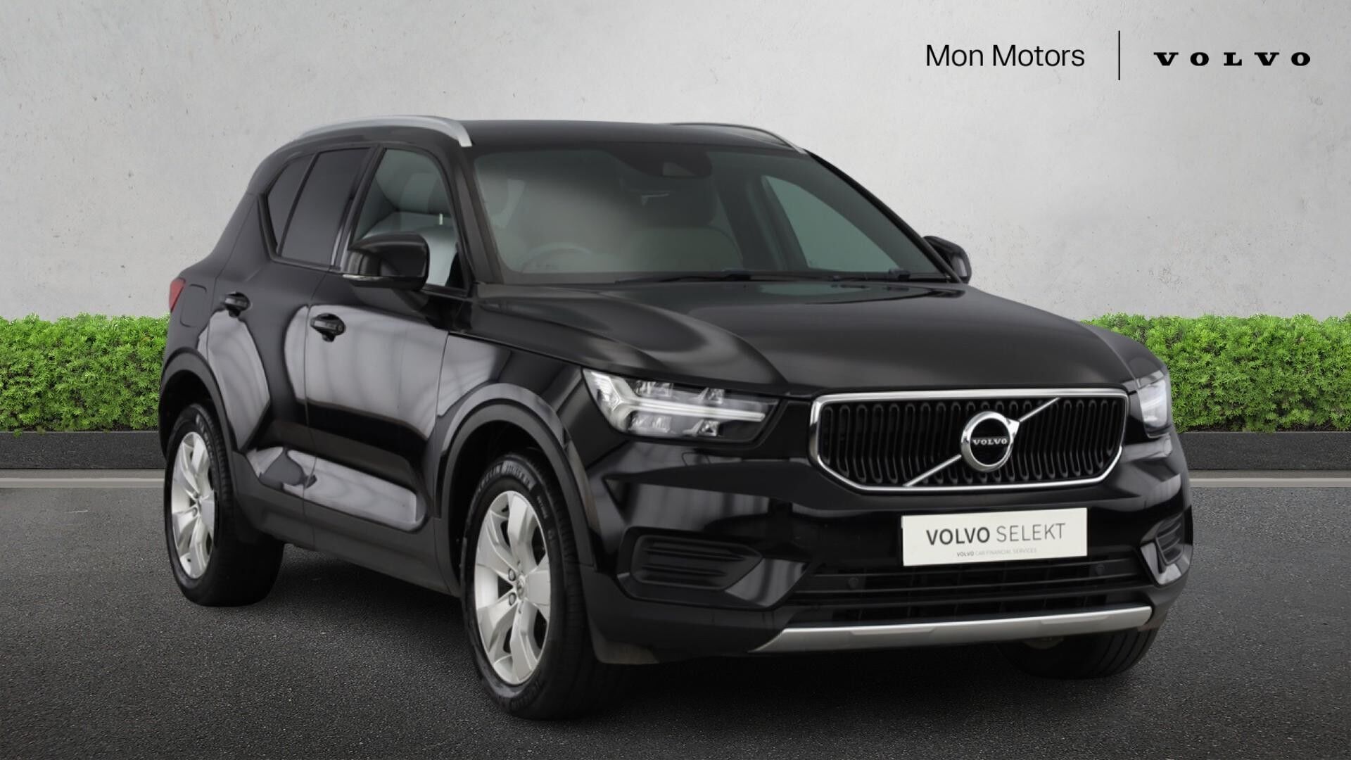 Main listing image - Volvo XC40