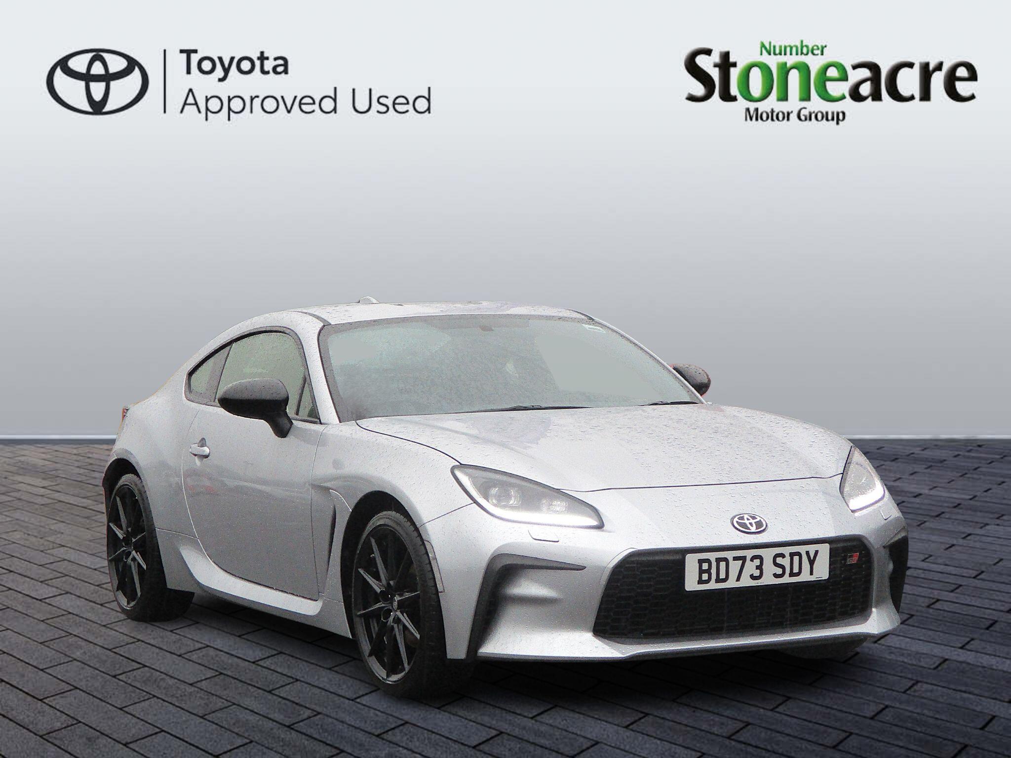 Main listing image - Toyota GR86