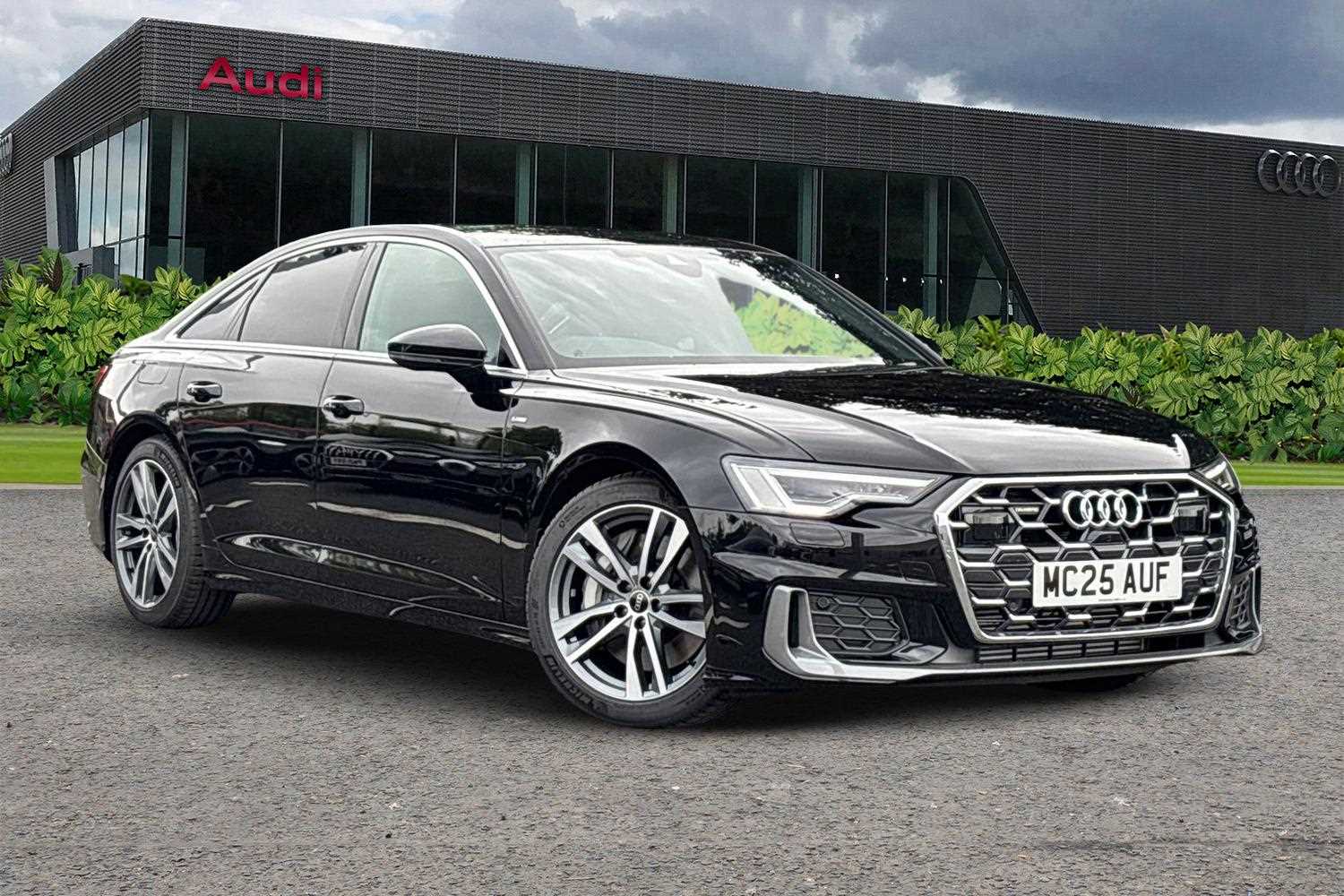 Main listing image - Audi A6