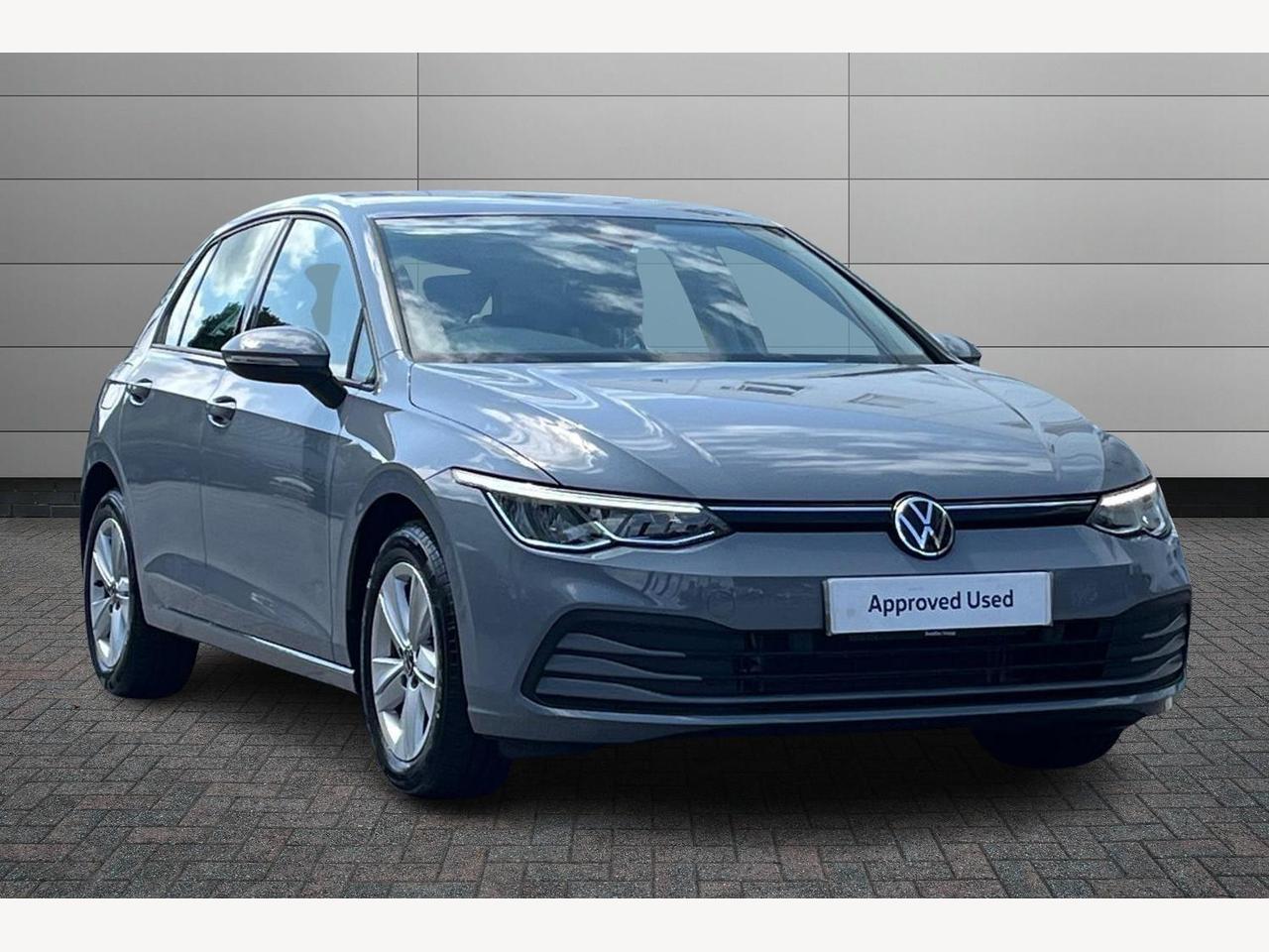 Main listing image - Volkswagen Golf