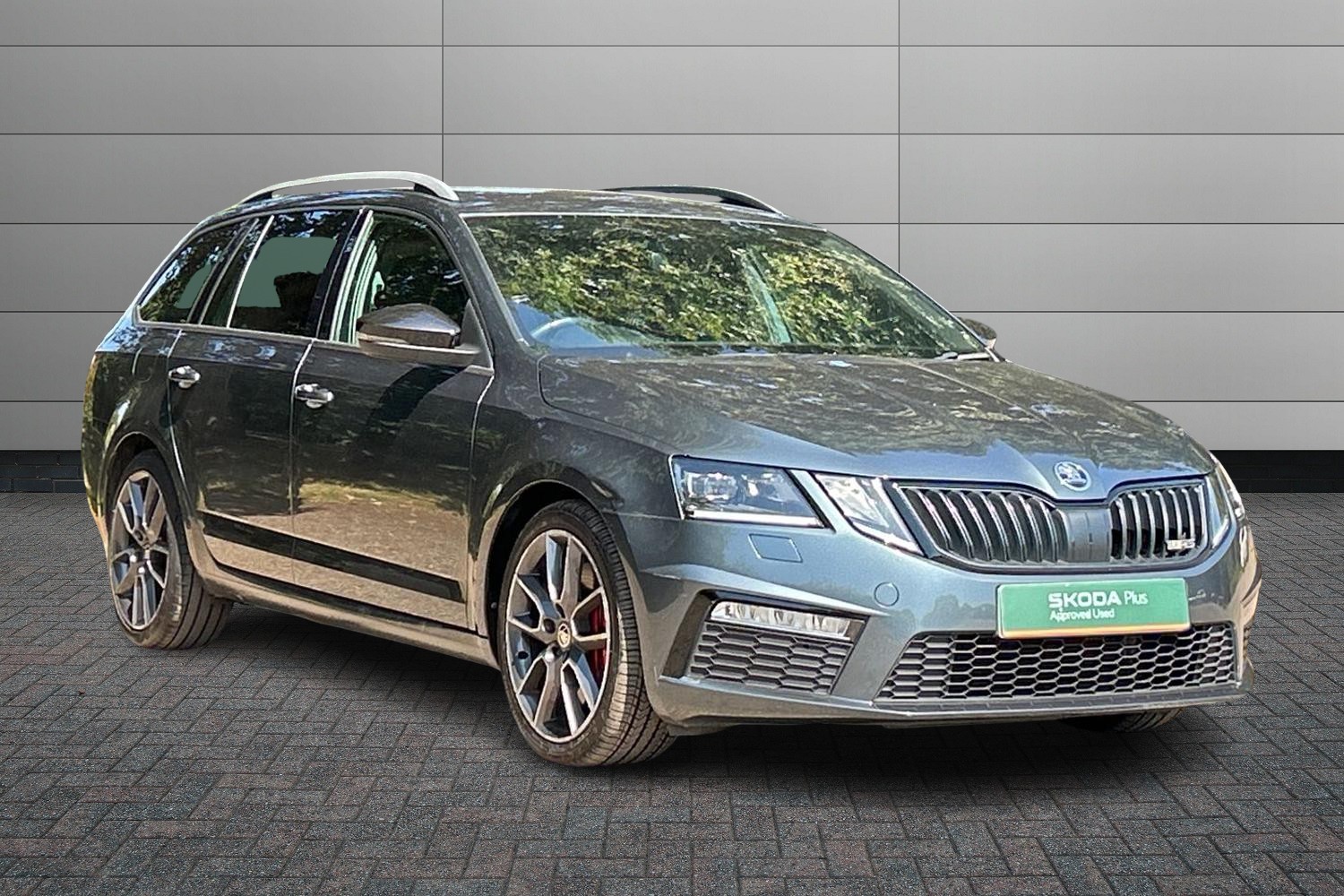 Main listing image - Skoda Octavia Estate