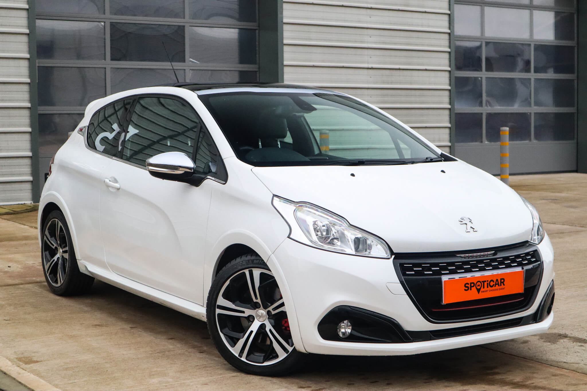 Main listing image - Peugeot 208
