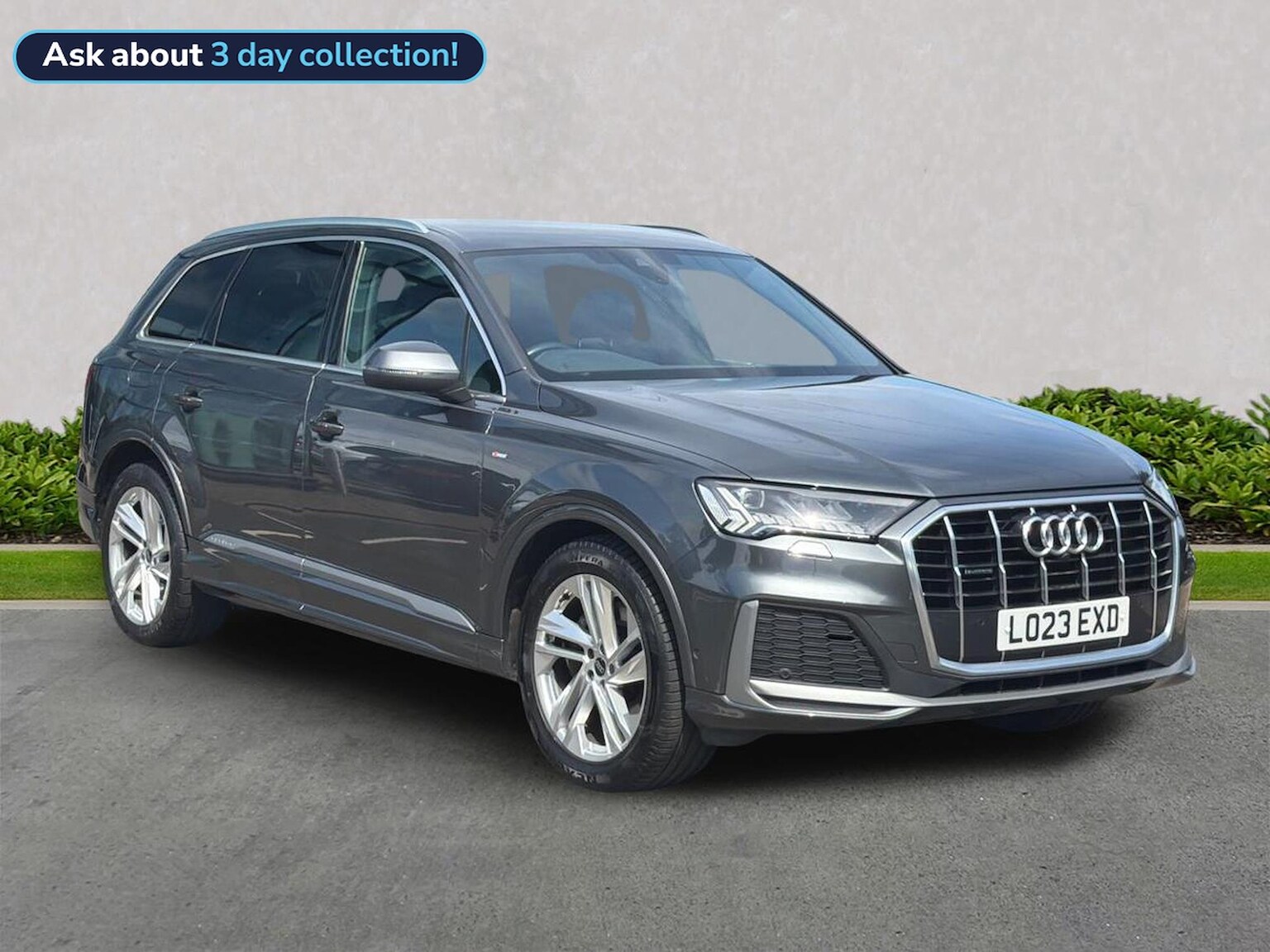 Main listing image - Audi Q7