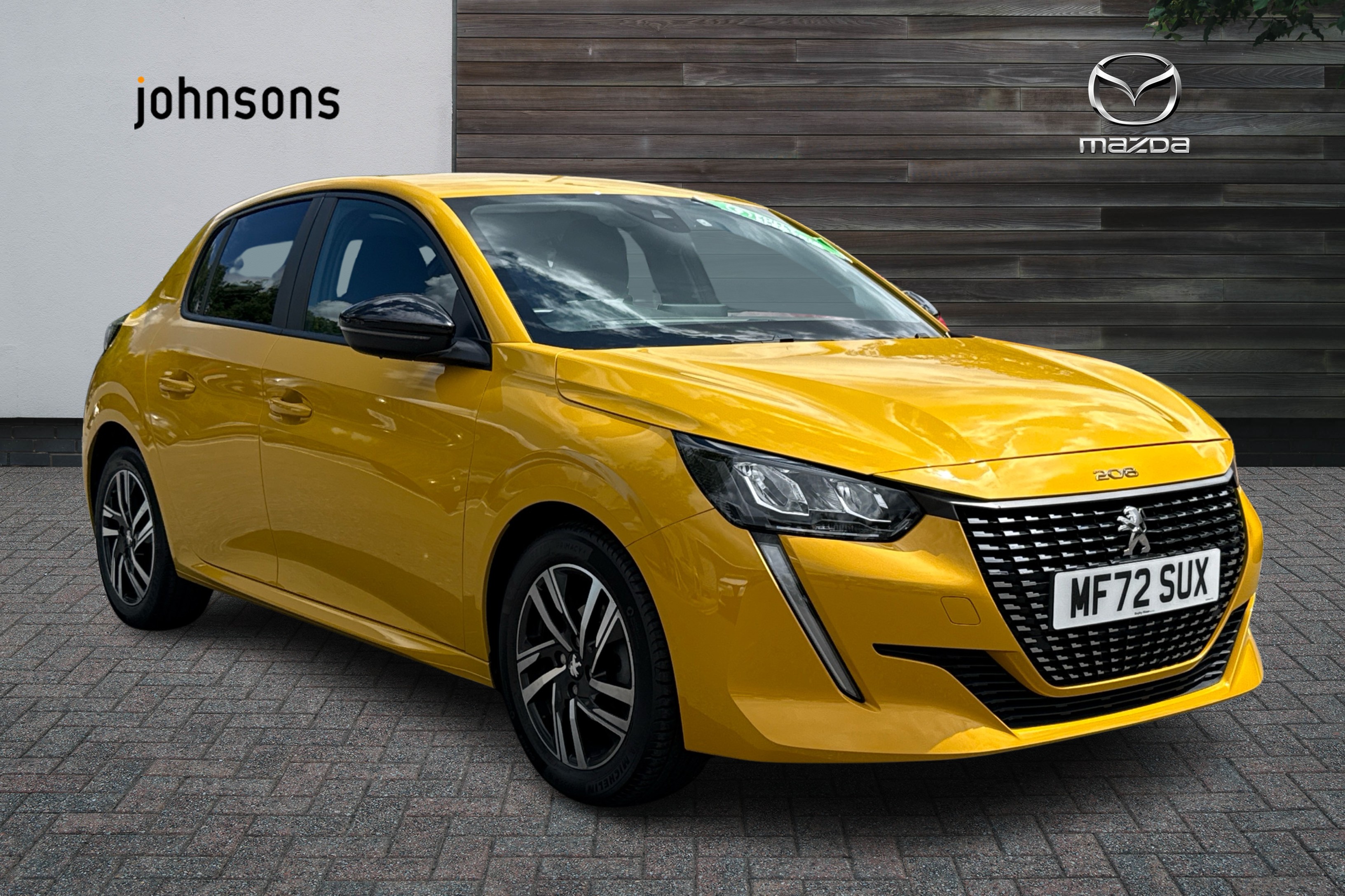 Main listing image - Peugeot 208