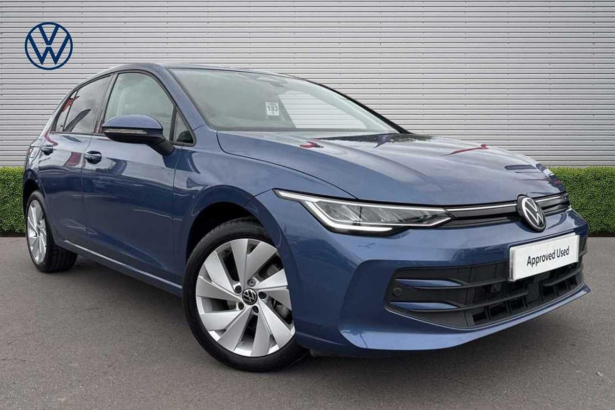 Main listing image - Volkswagen Golf