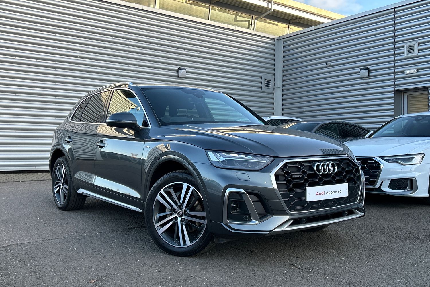 Main listing image - Audi Q5