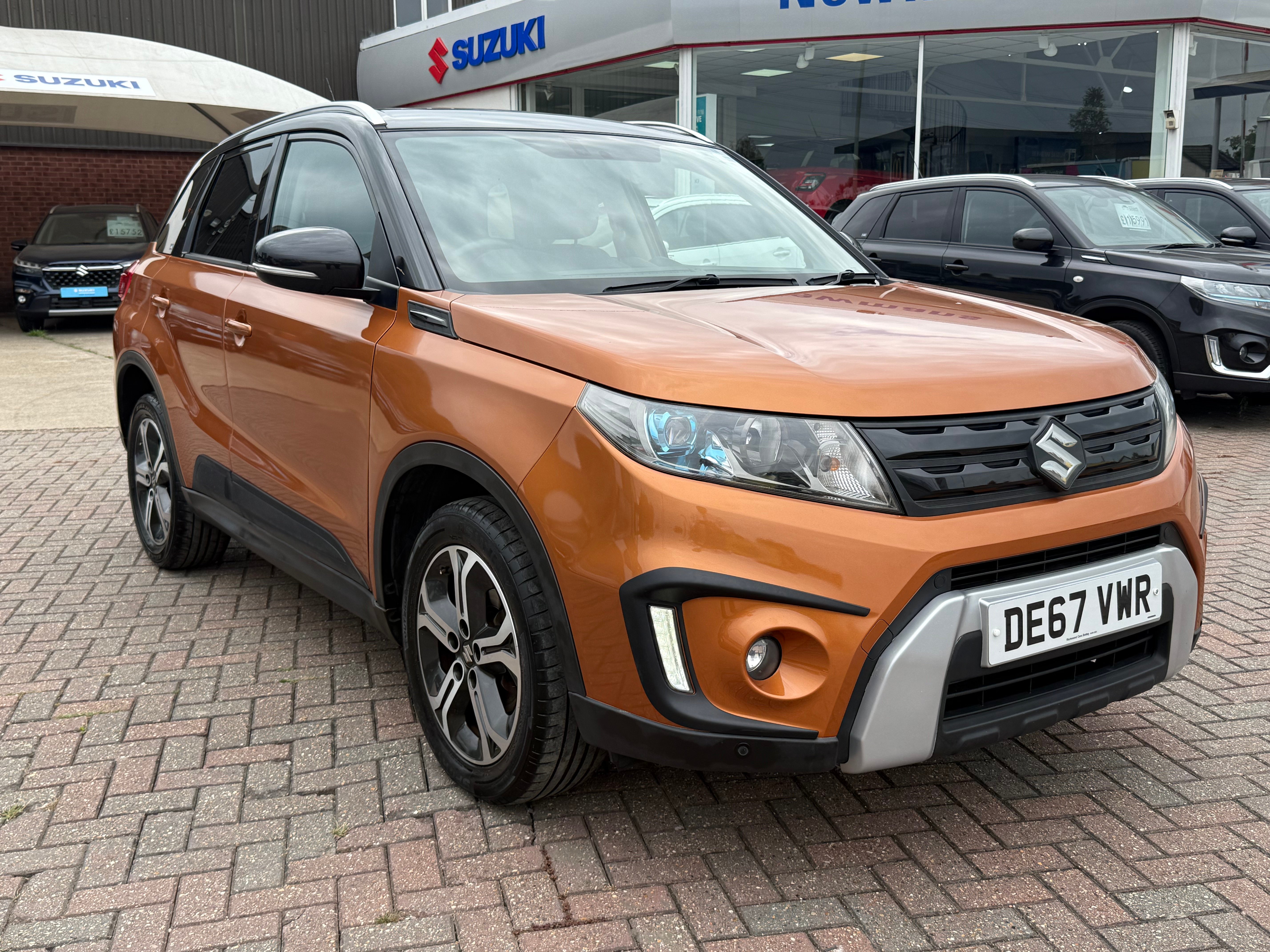 Main listing image - Suzuki Vitara