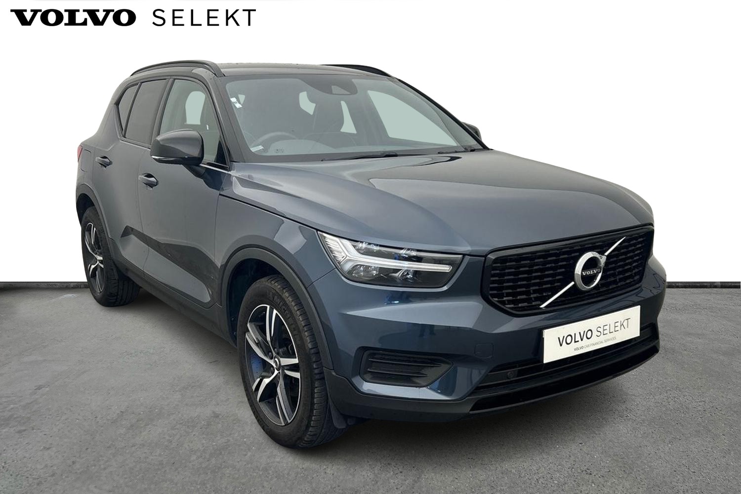 Main listing image - Volvo XC40