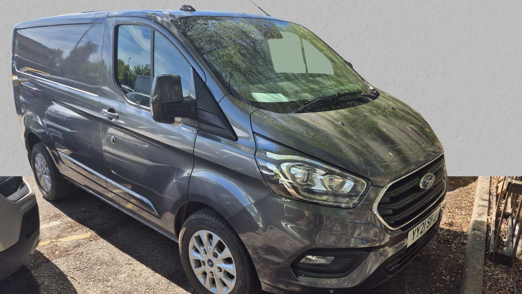 Main listing image - Ford Transit Custom