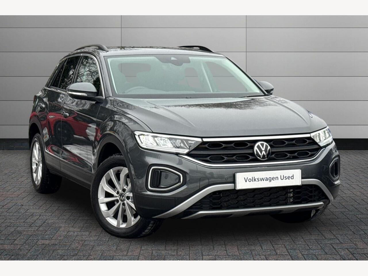 Main listing image - Volkswagen T-Roc