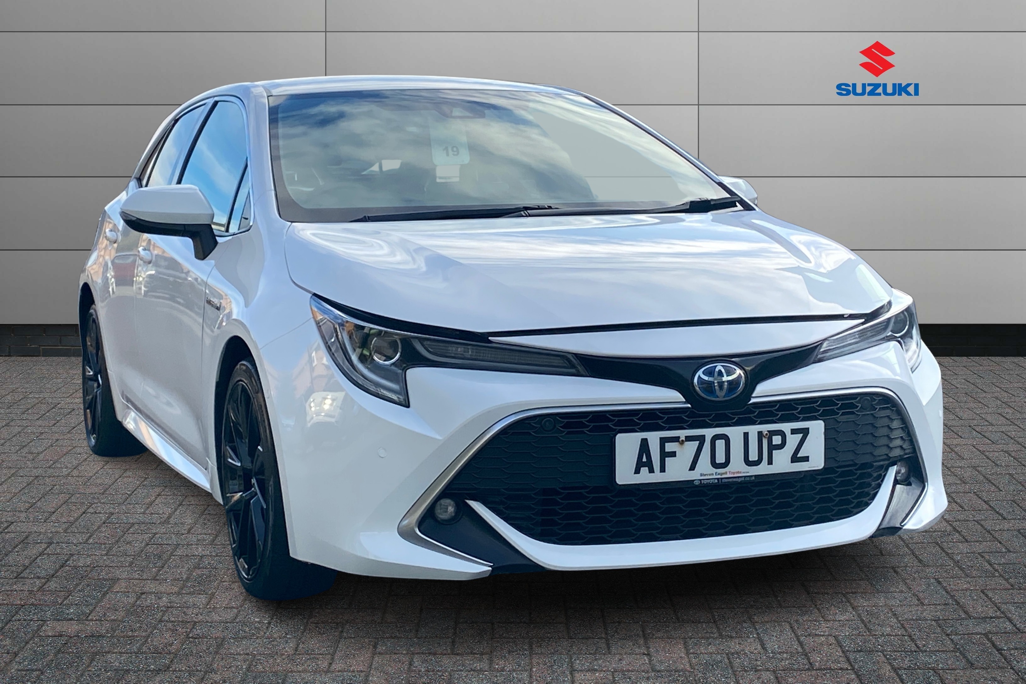 Main listing image - Toyota Corolla