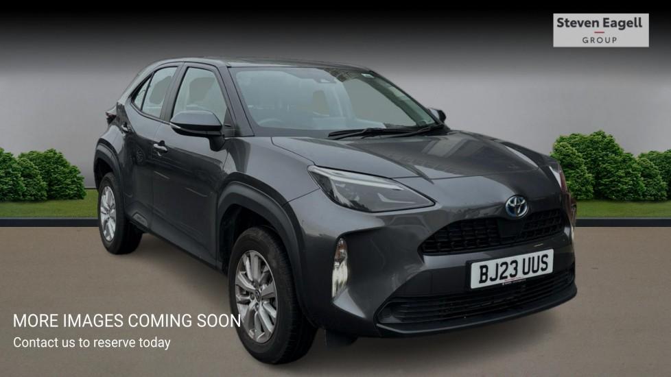 Main listing image - Toyota Yaris Cross