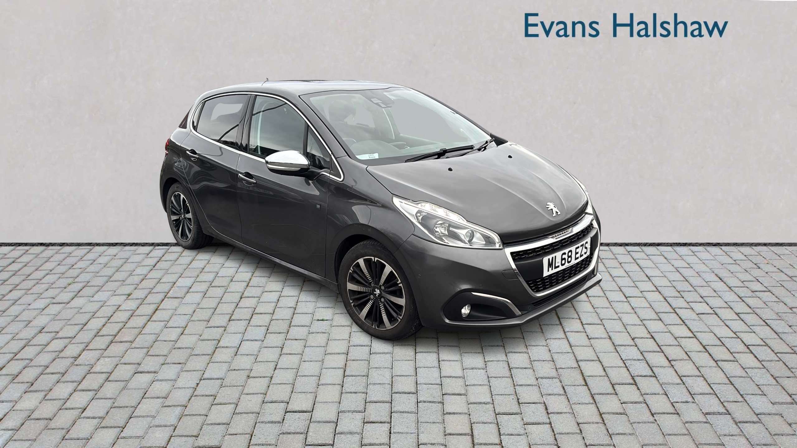 Main listing image - Peugeot 208