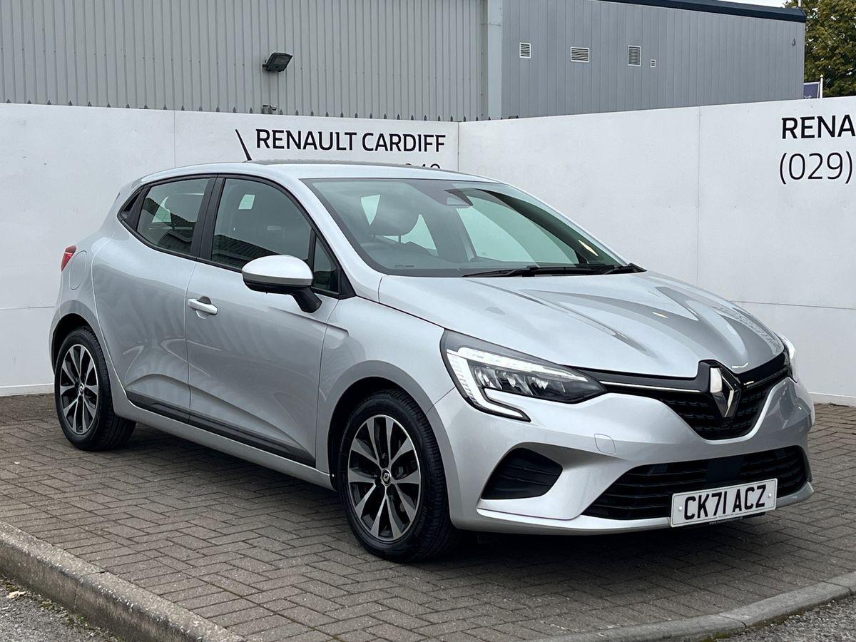 Main listing image - Renault Clio