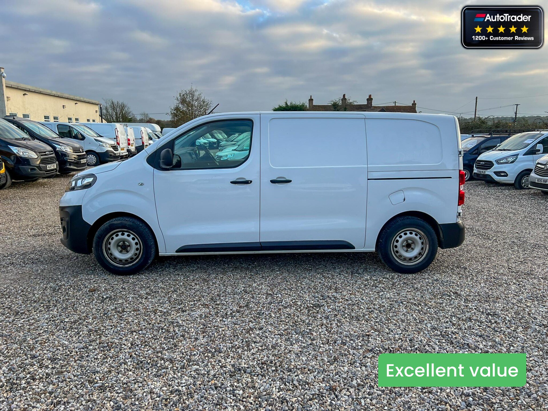 Main listing image - Vauxhall Vivaro