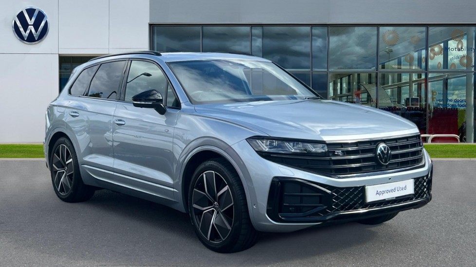Main listing image - Volkswagen Touareg