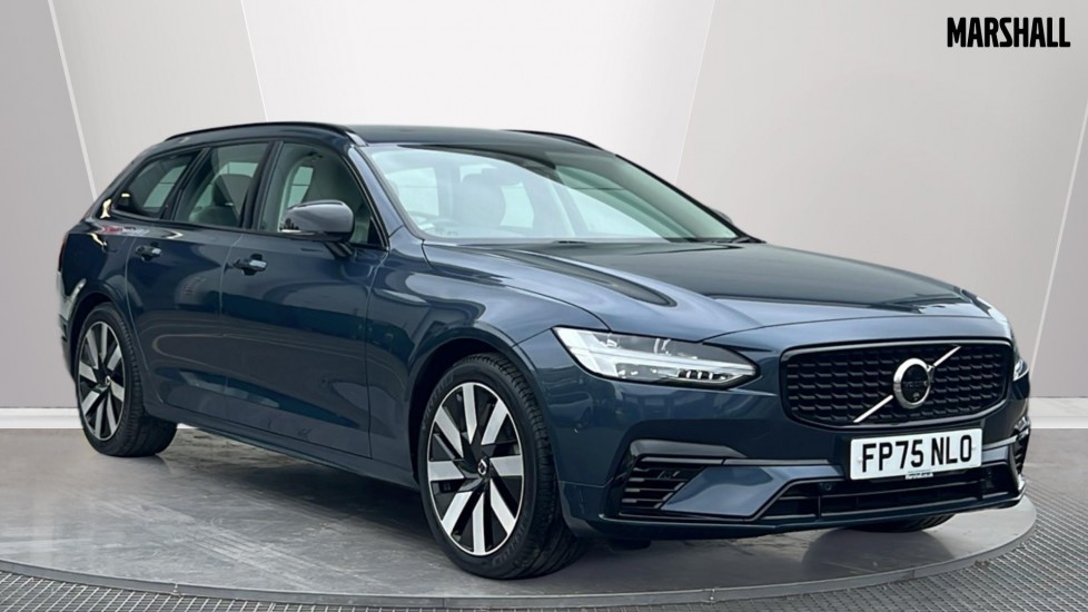 Main listing image - Volvo V90