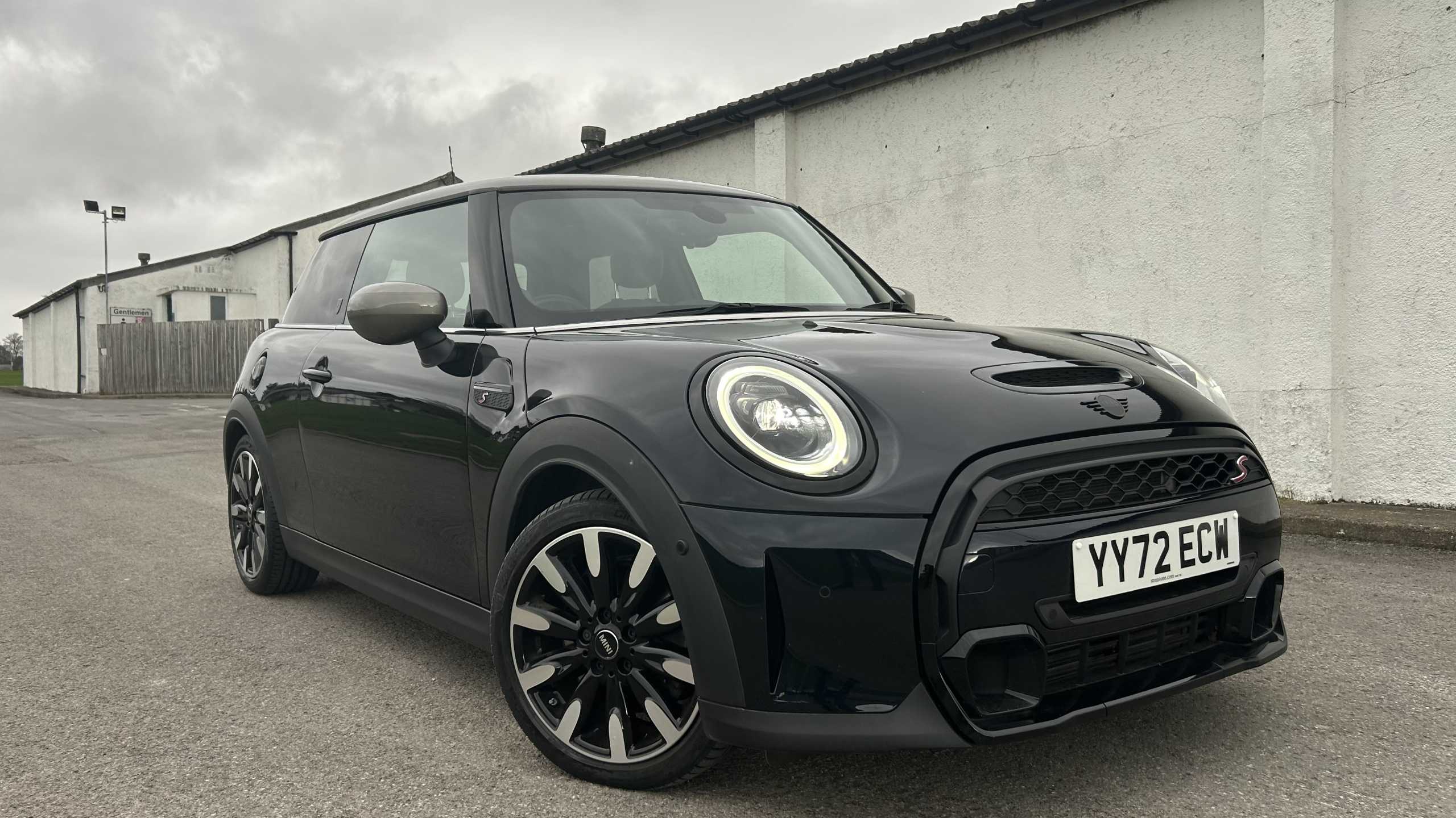 Main listing image - MINI Hatchback