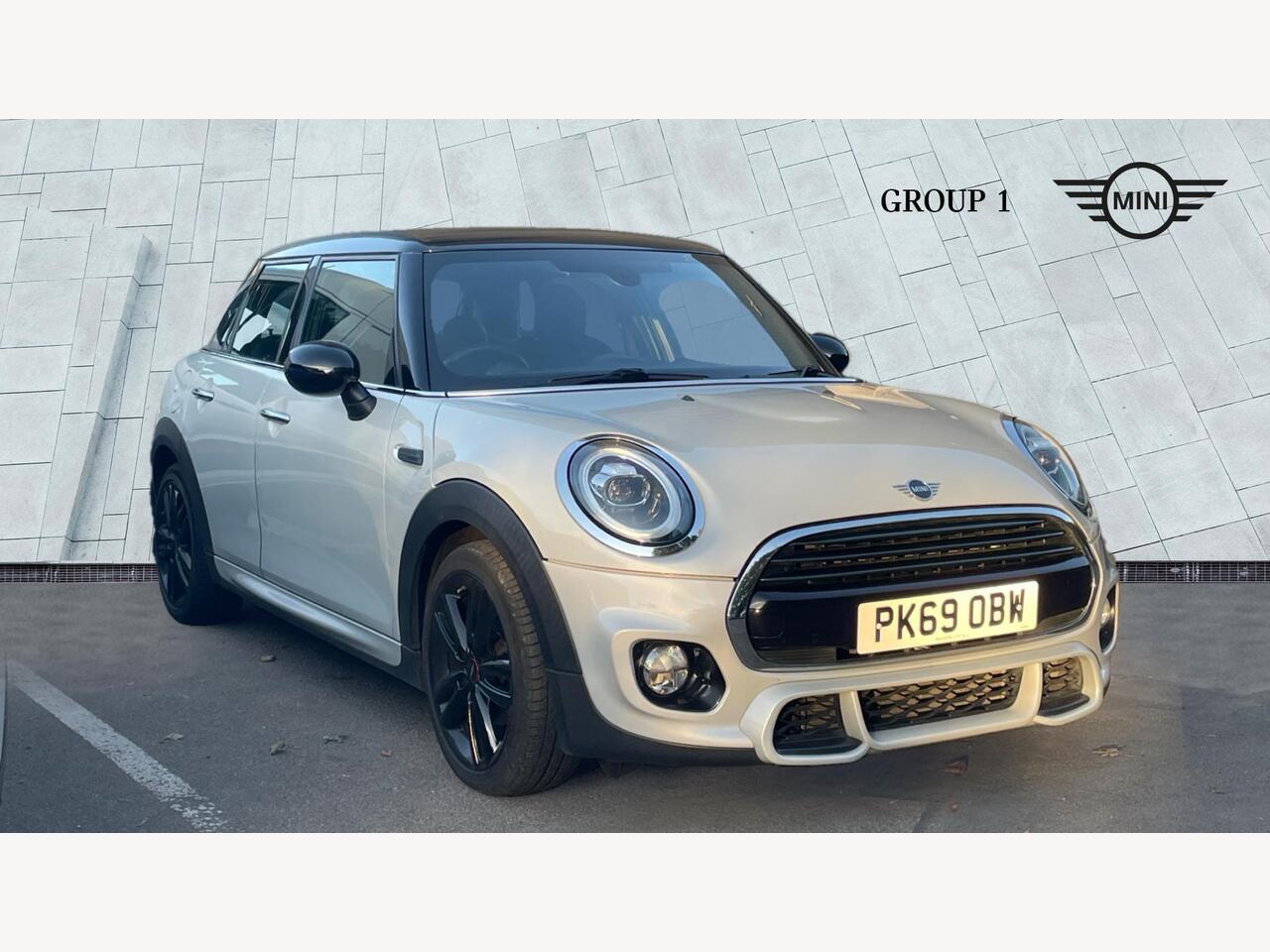 Main listing image - MINI Hatchback 5dr