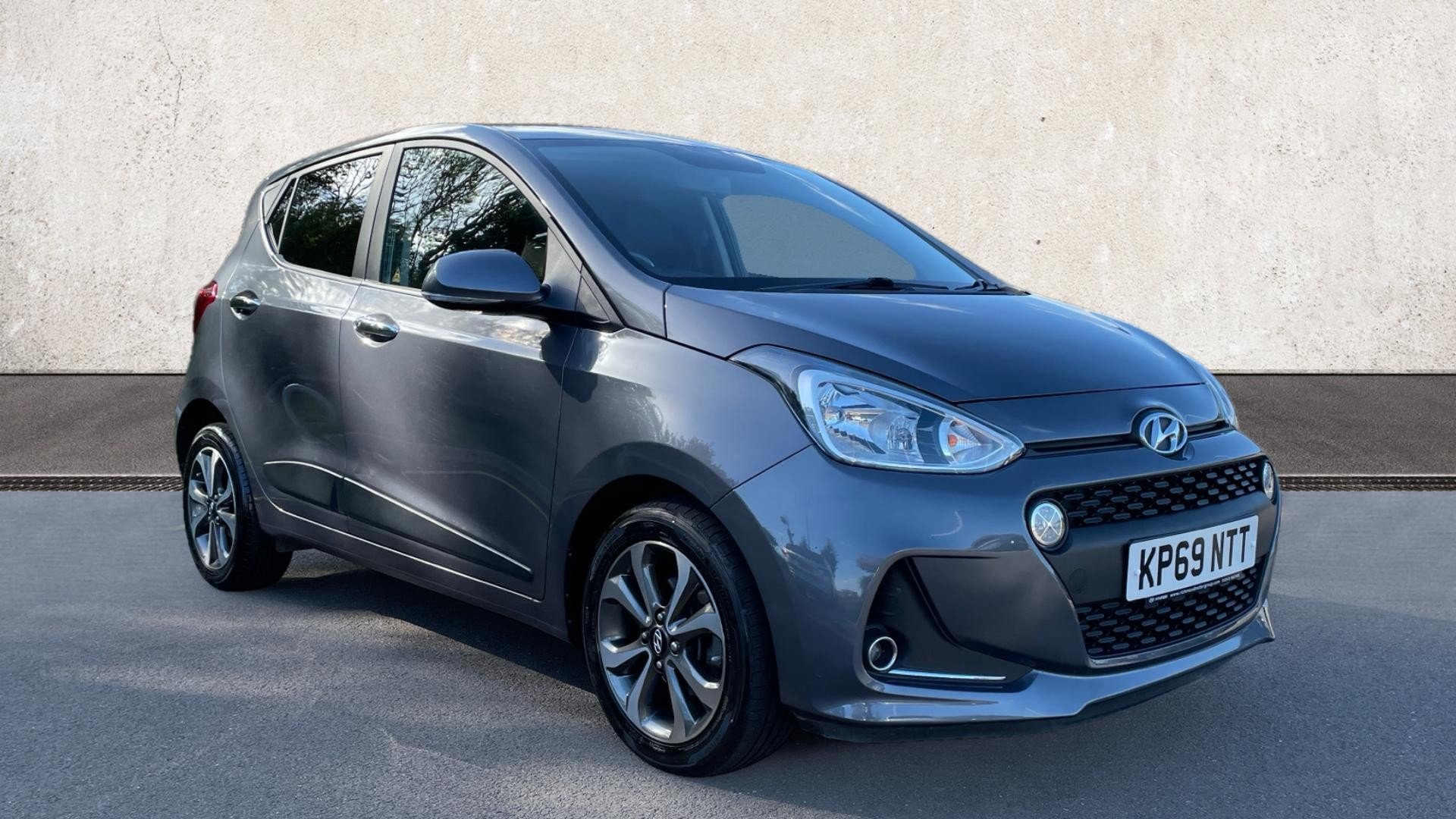 Main listing image - Hyundai i10