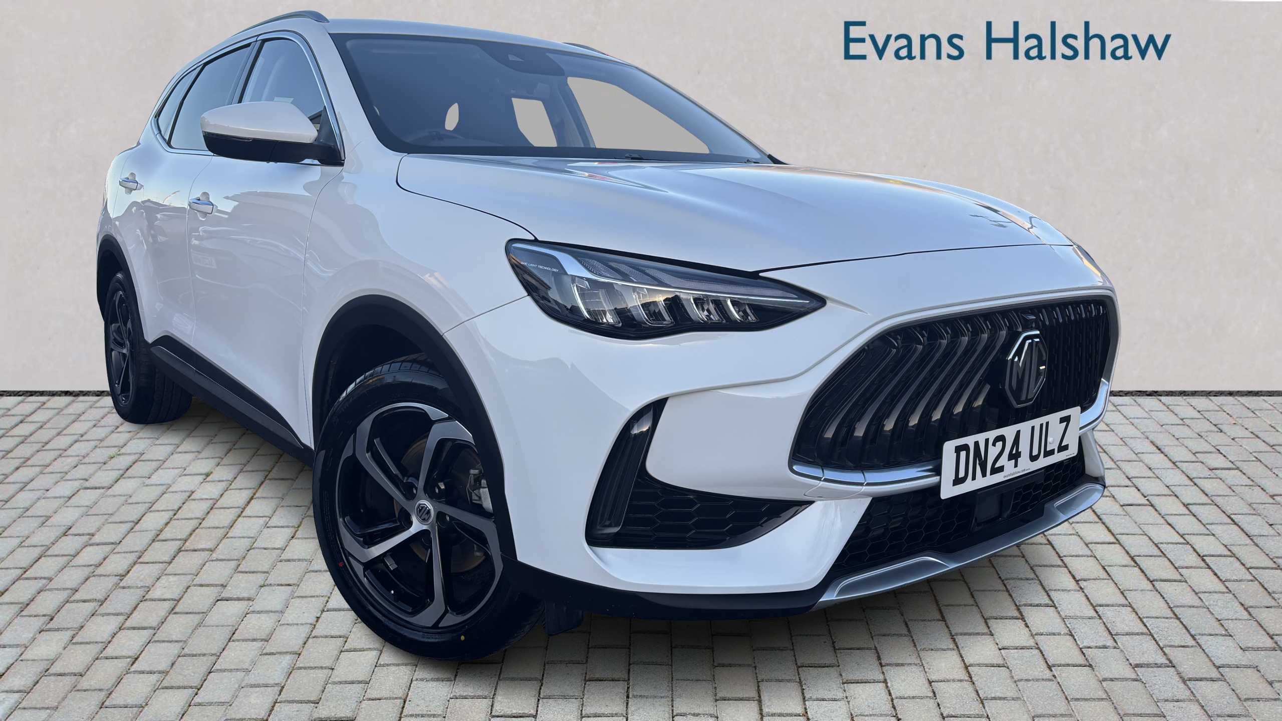 Main listing image - MG HS