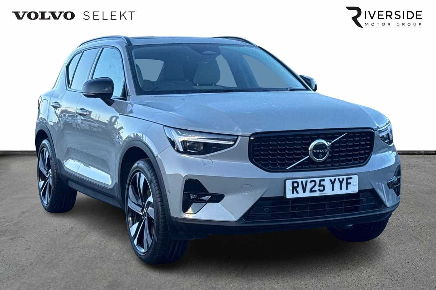 Main listing image - Volvo XC40