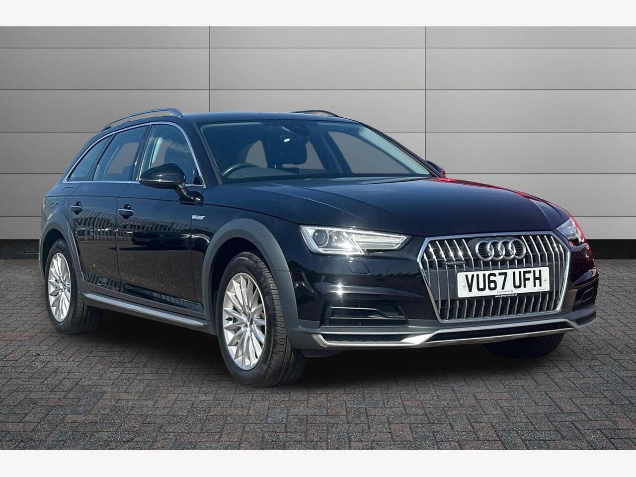 Main listing image - Audi A4 Allroad