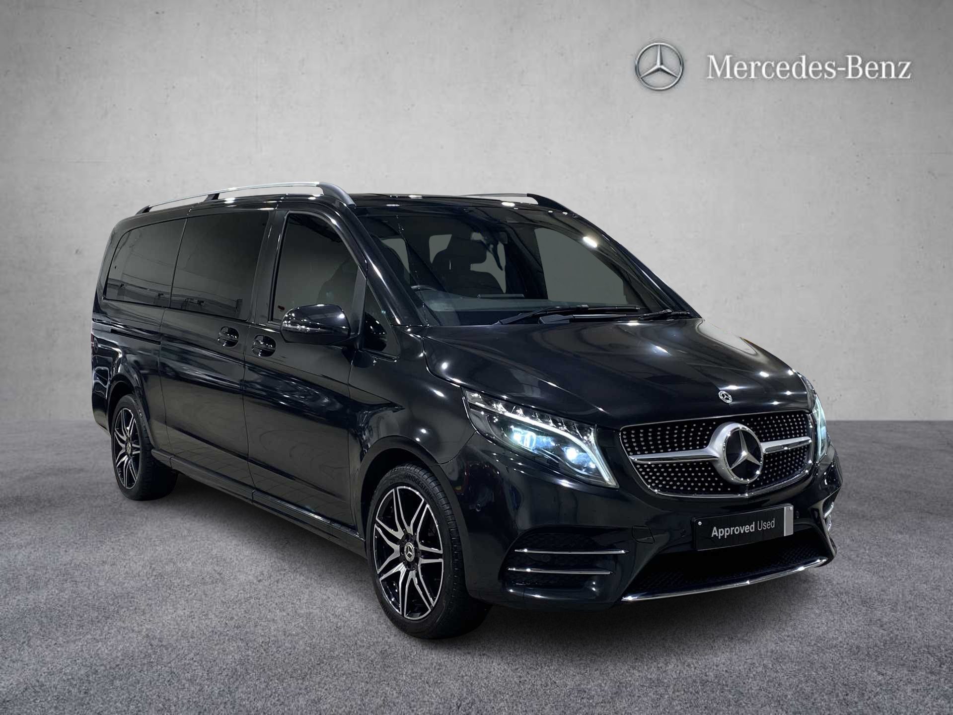 Main listing image - Mercedes-Benz V-Class