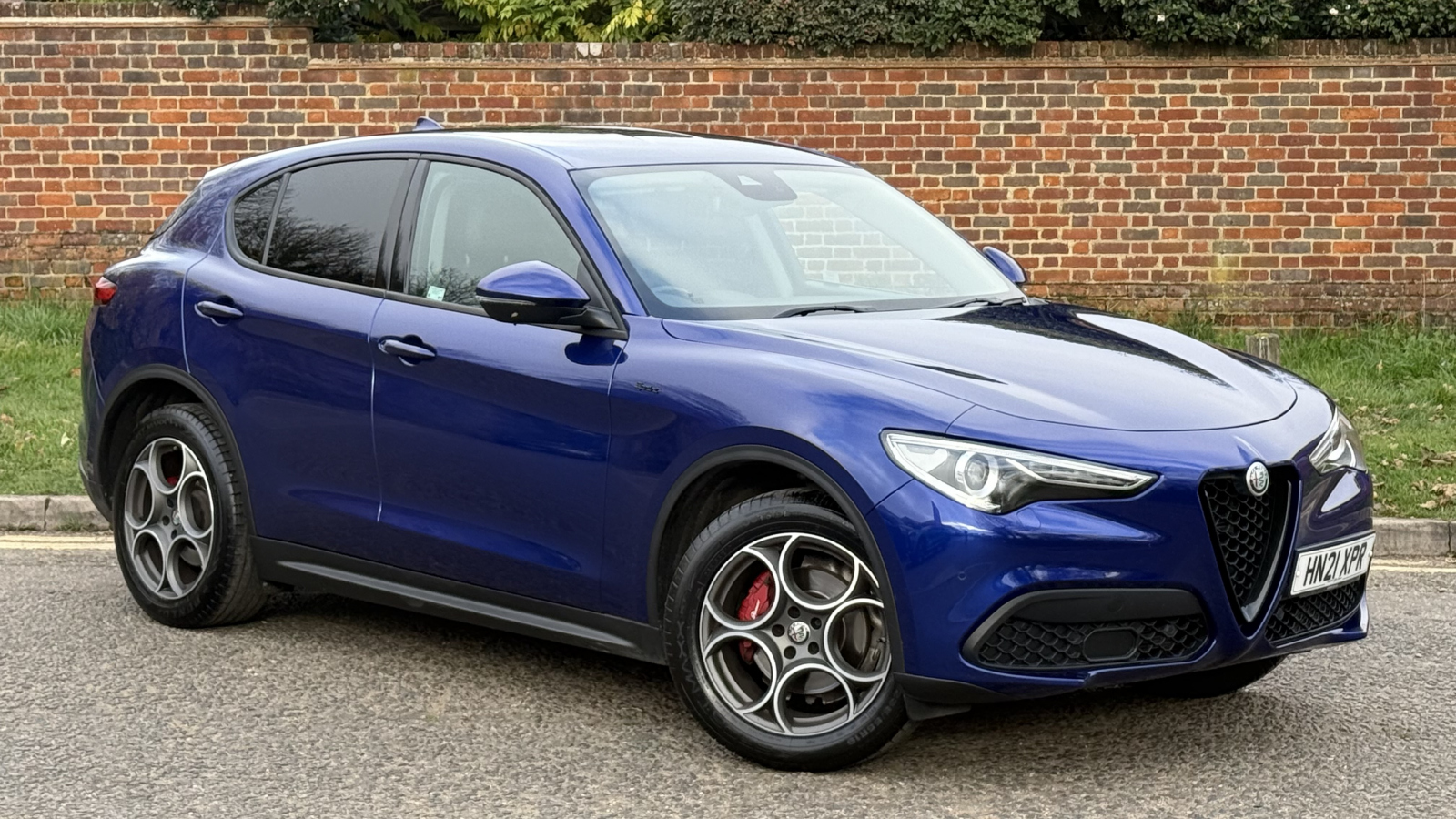 Main listing image - Alfa Romeo Stelvio