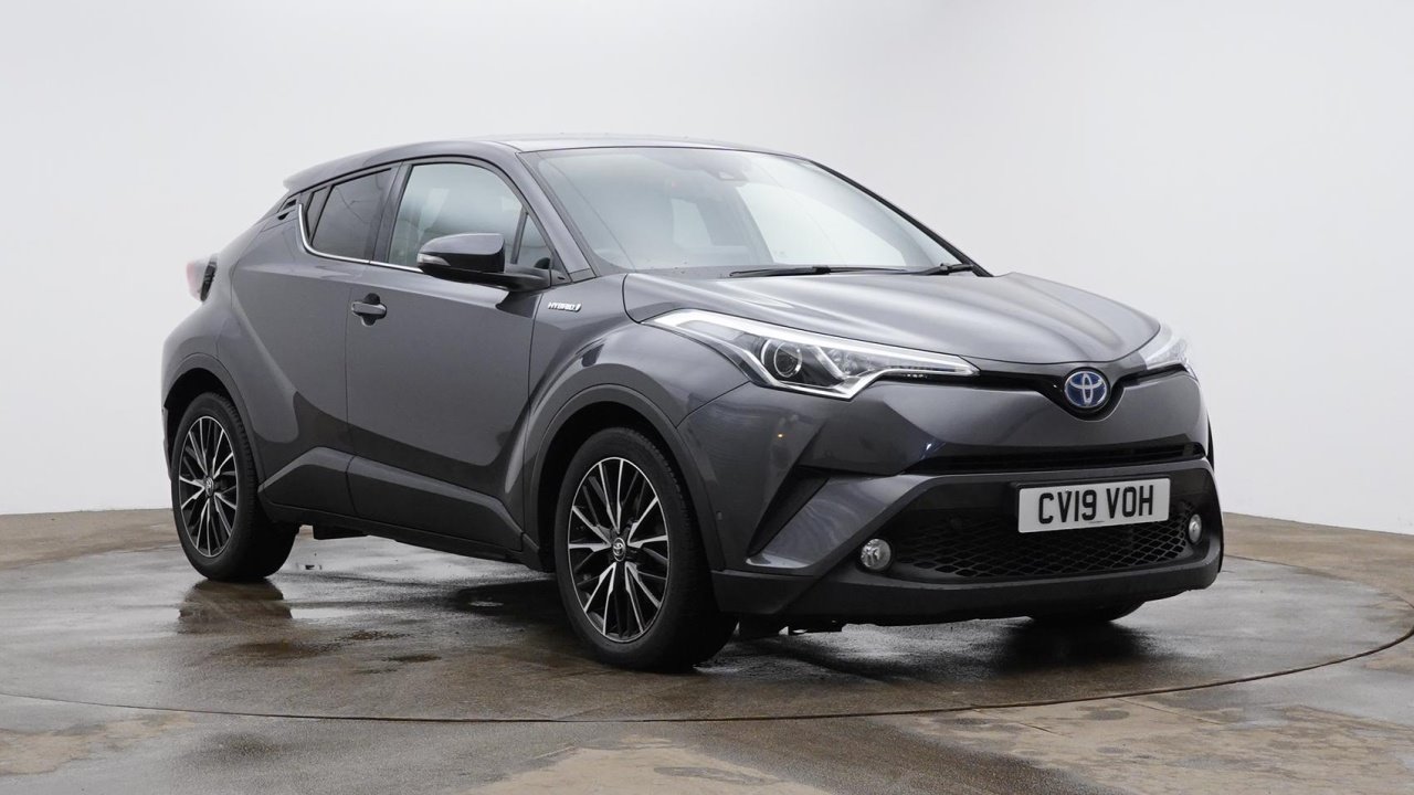 Main listing image - Toyota C-HR