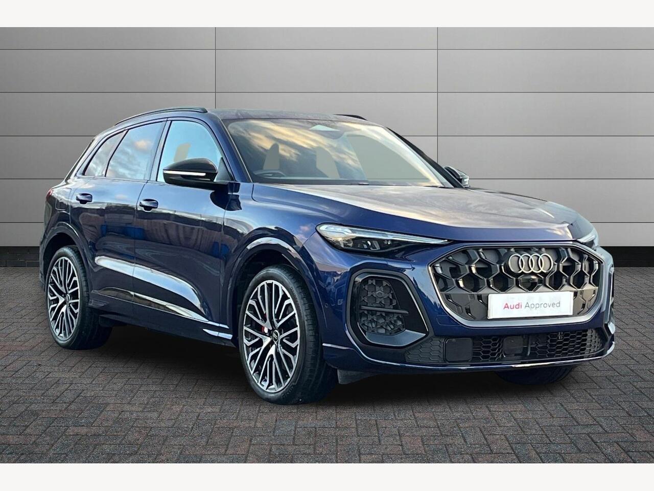 Main listing image - Audi Q5