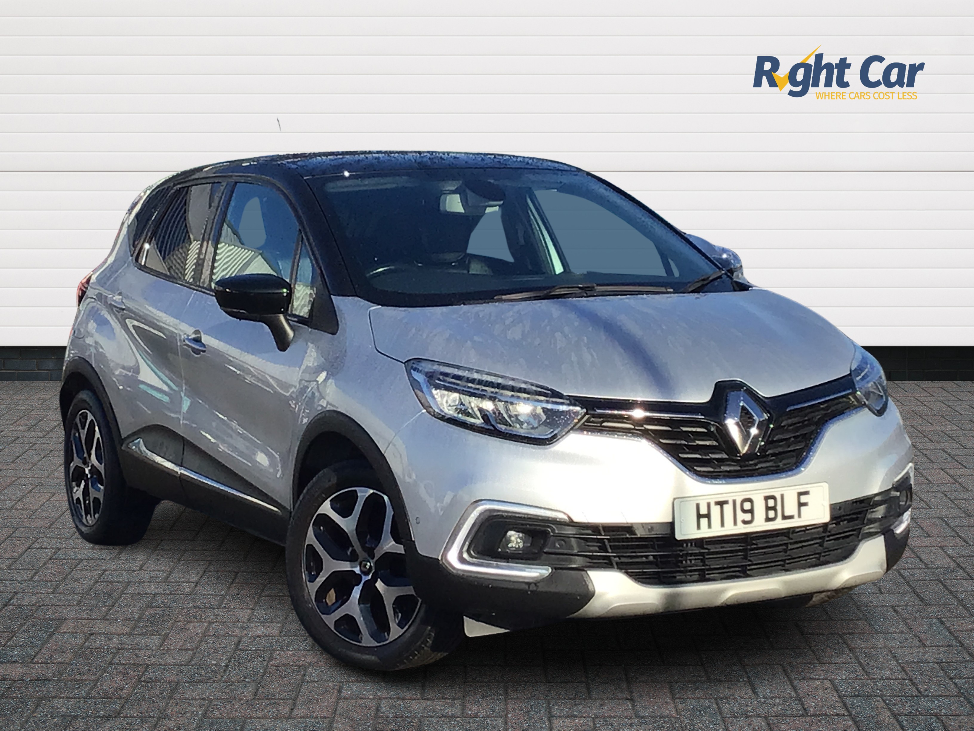 Main listing image - Renault Captur