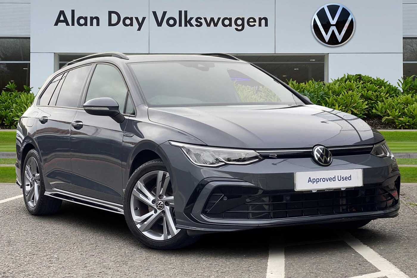 Main listing image - Volkswagen Golf Estate