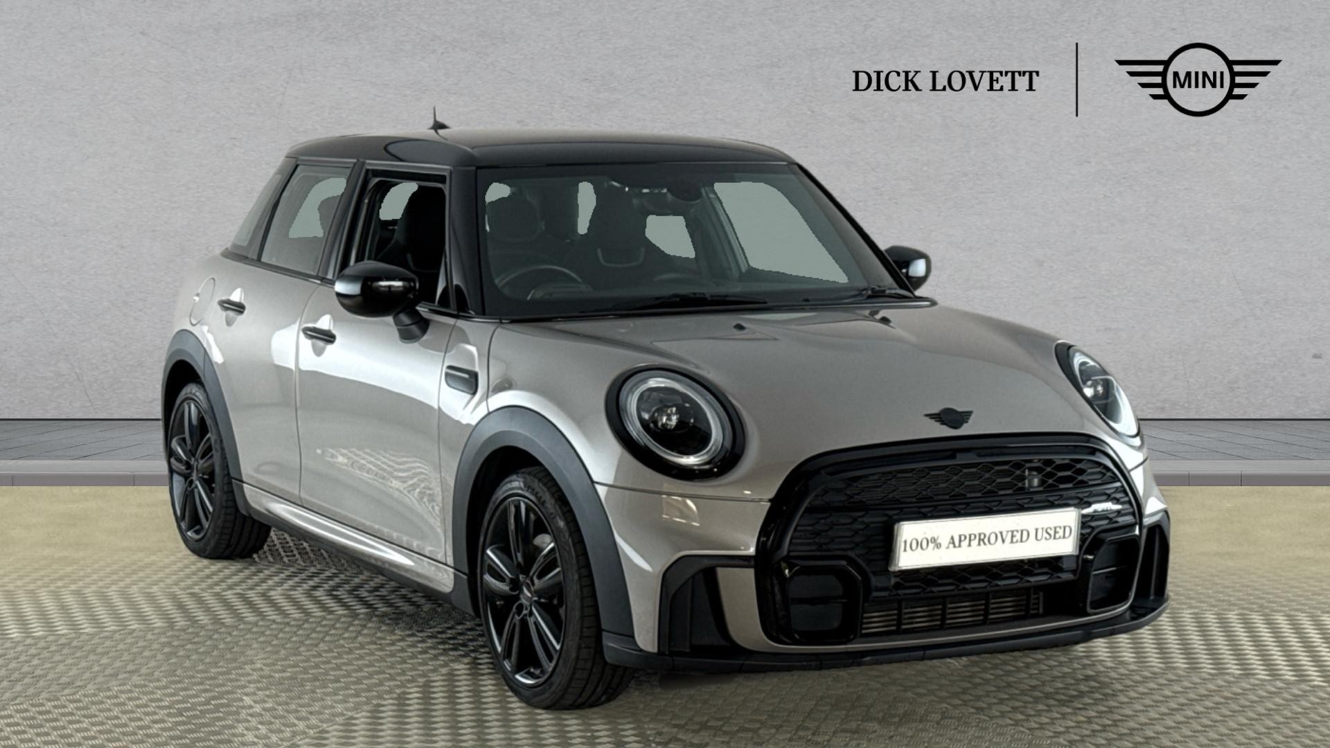 Main listing image - MINI Hatchback 5dr