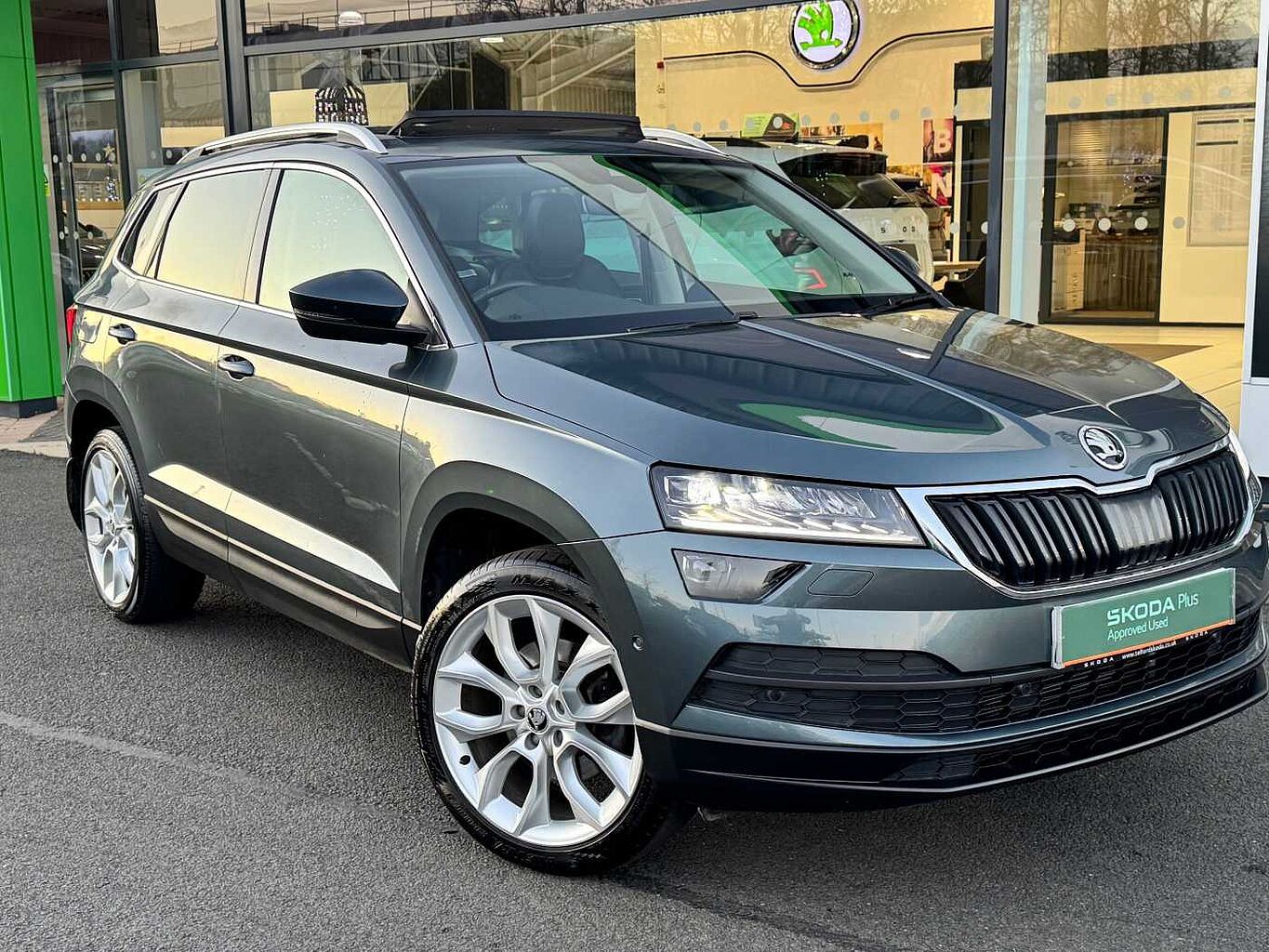 Main listing image - Skoda Karoq