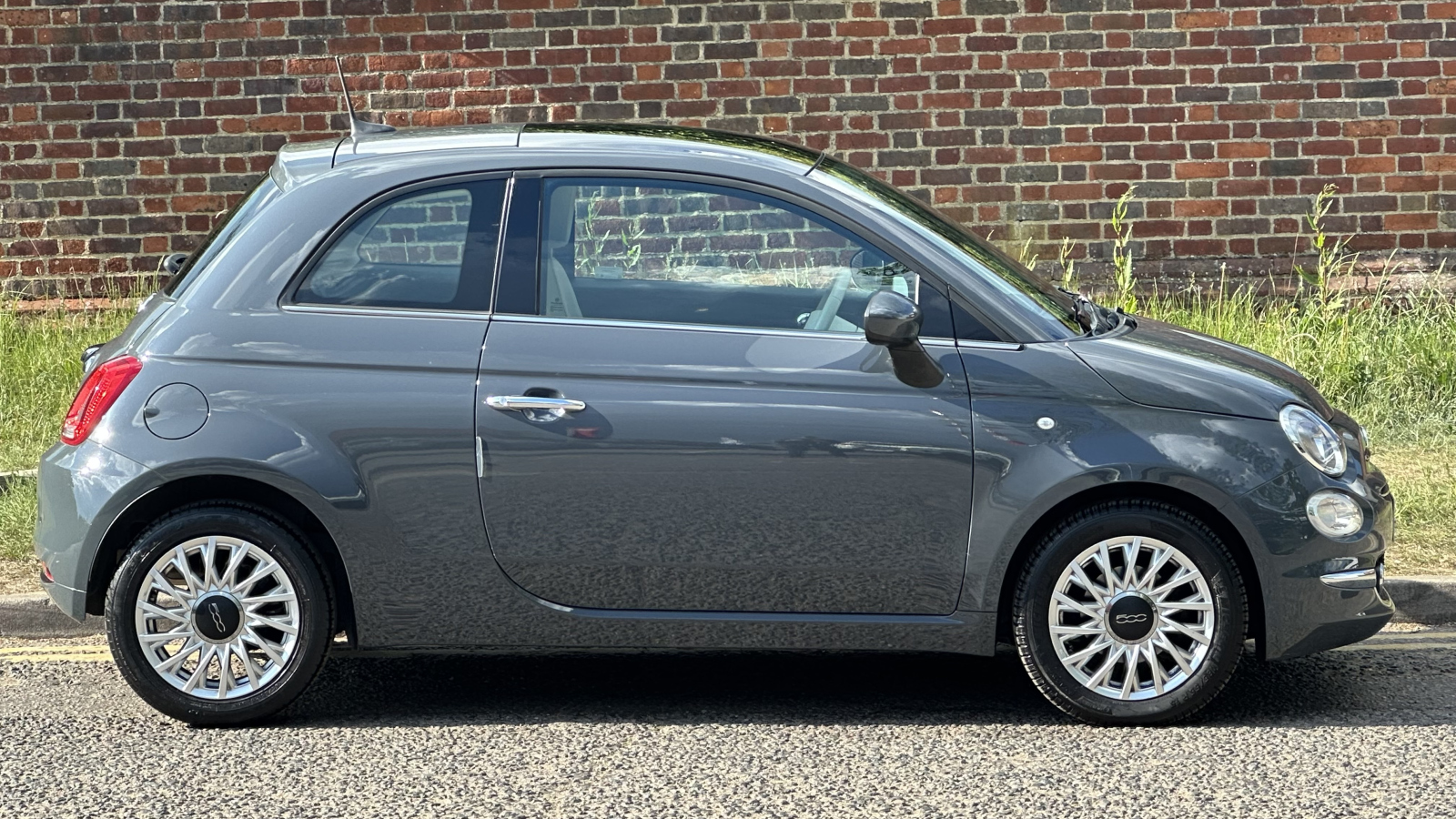 Main listing image - Fiat 500