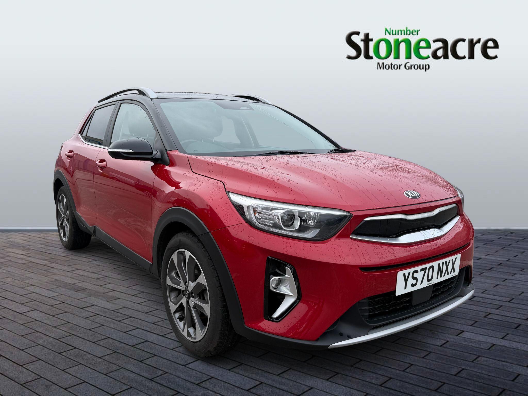 Main listing image - Kia Stonic