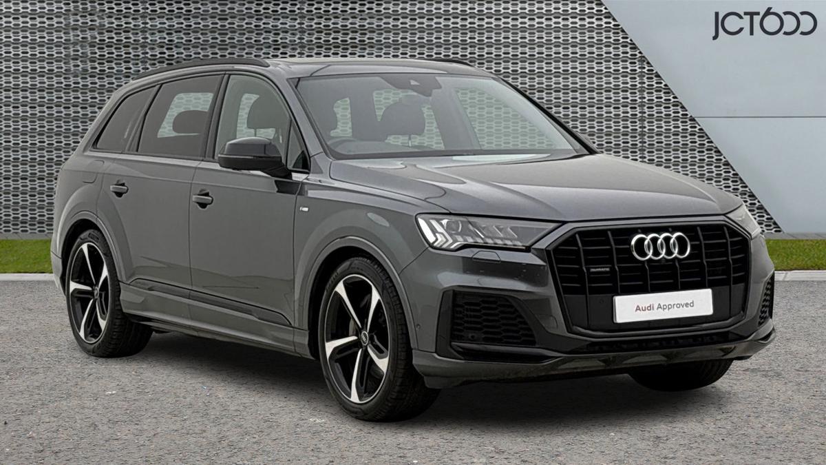 Main listing image - Audi Q7