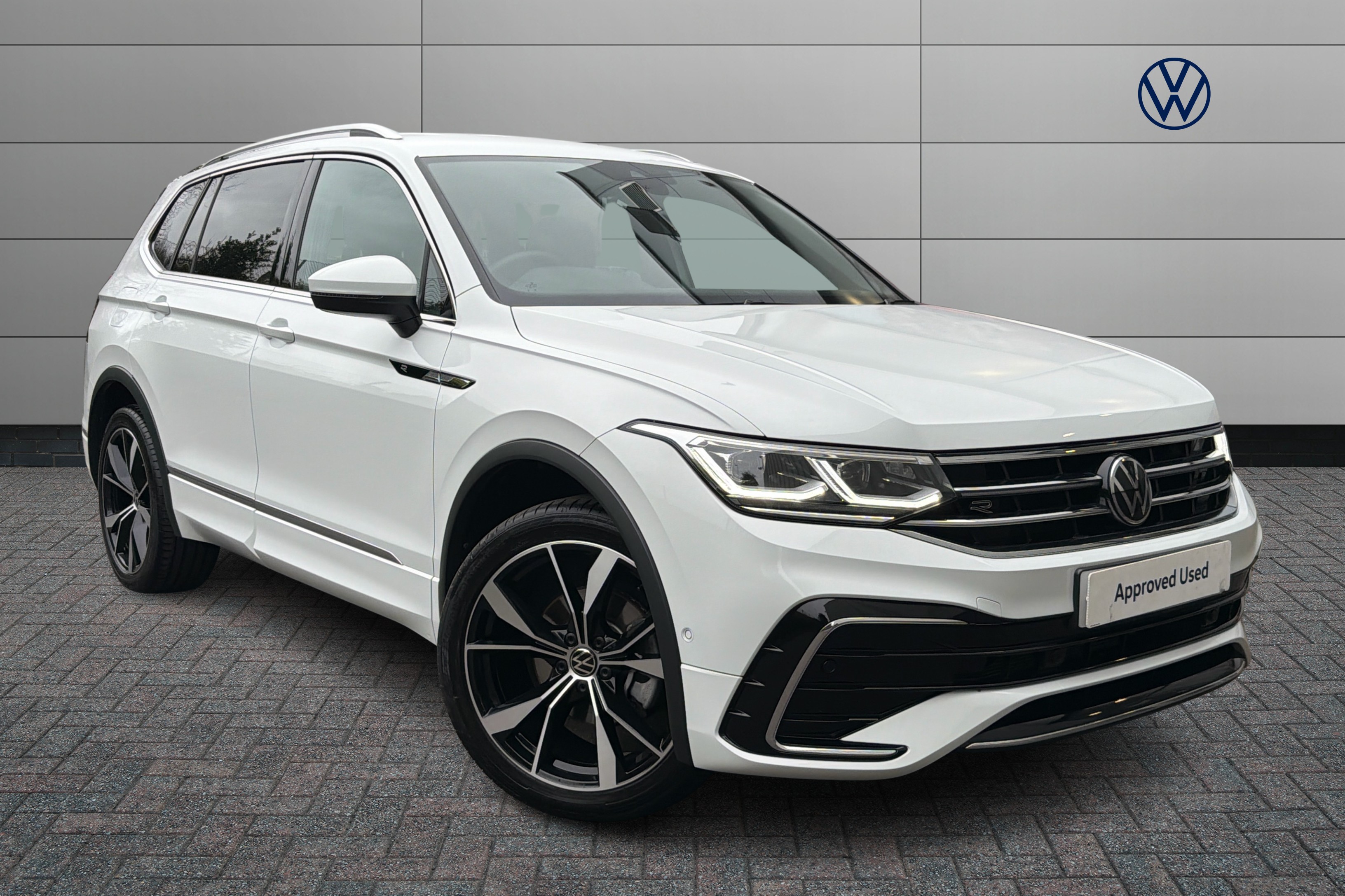 Main listing image - Volkswagen Tiguan Allspace