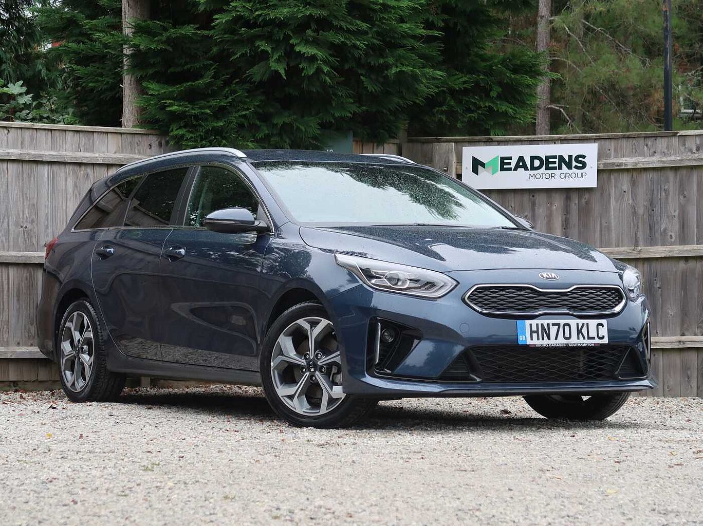 Main listing image - Kia Ceed SW