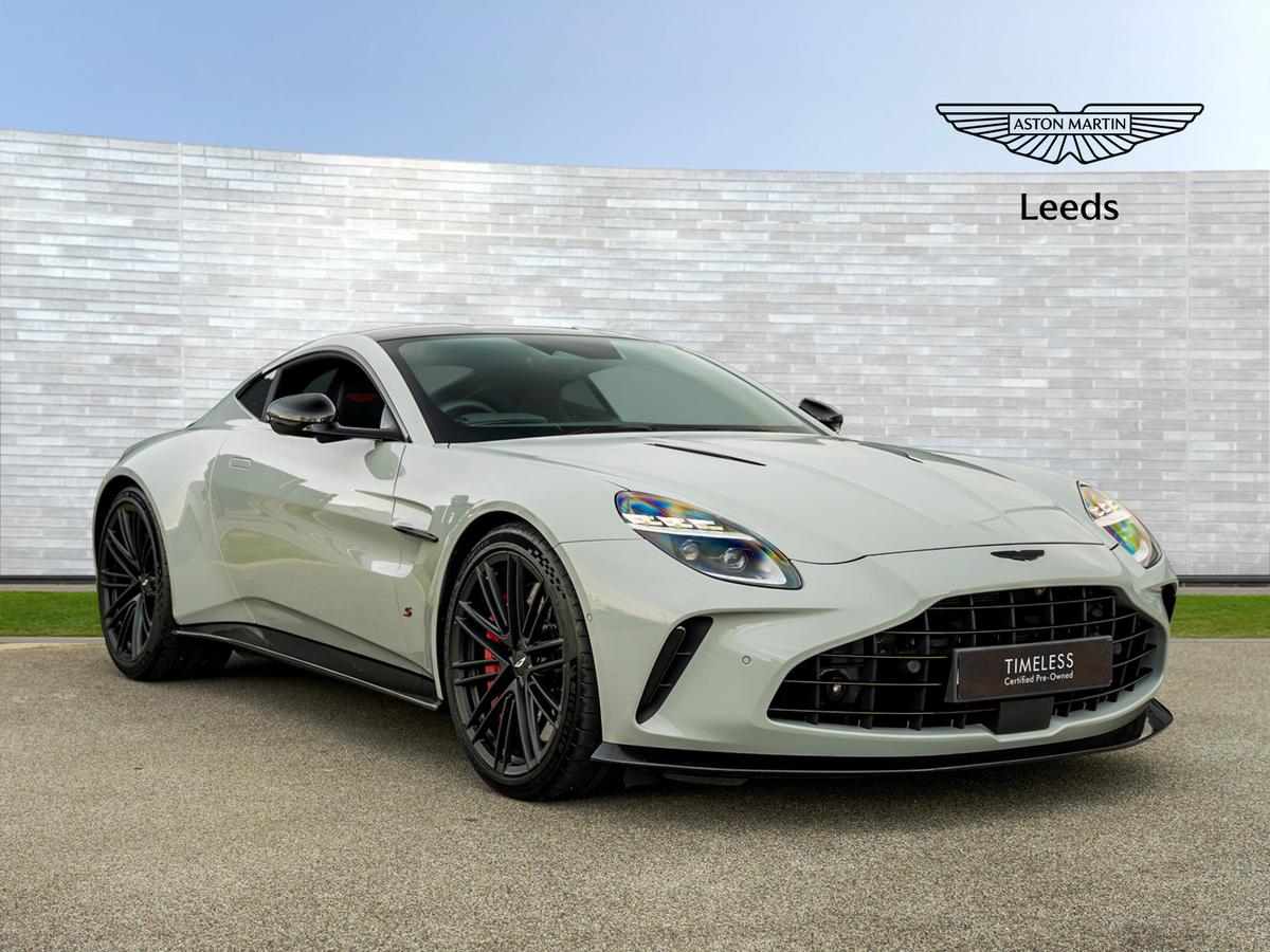 Main listing image - Aston Martin Vantage