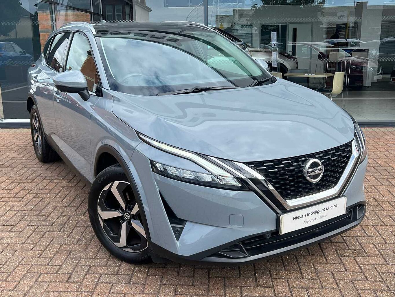 Main listing image - Nissan Qashqai
