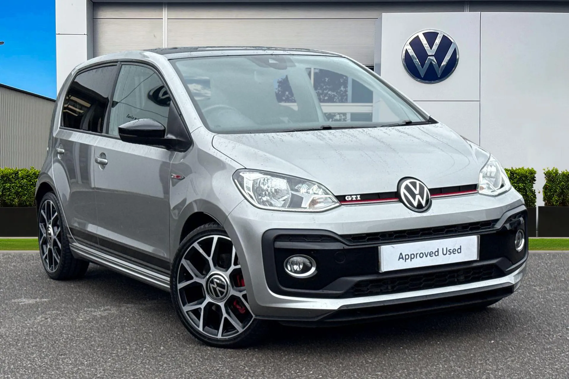 Main listing image - Volkswagen Up GTI