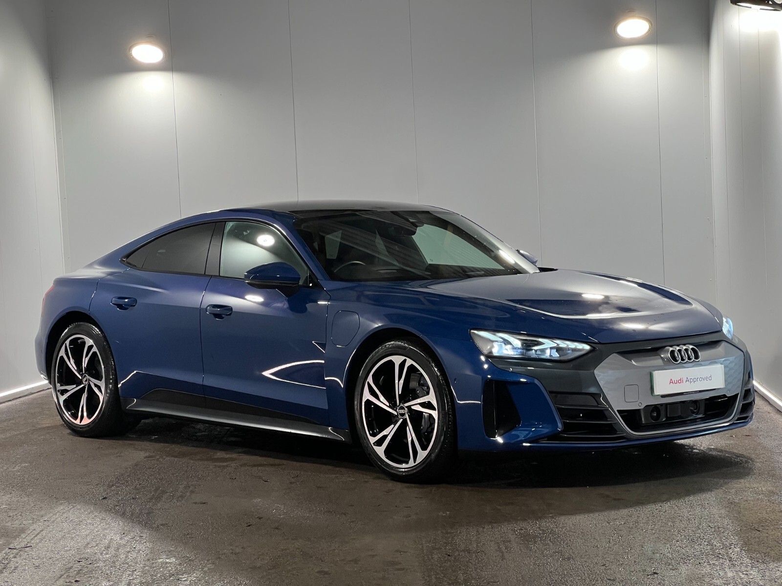 Main listing image - Audi e-tron GT