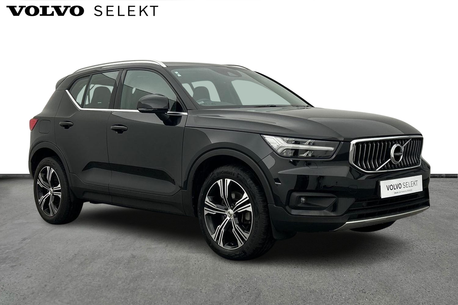 Main listing image - Volvo XC40