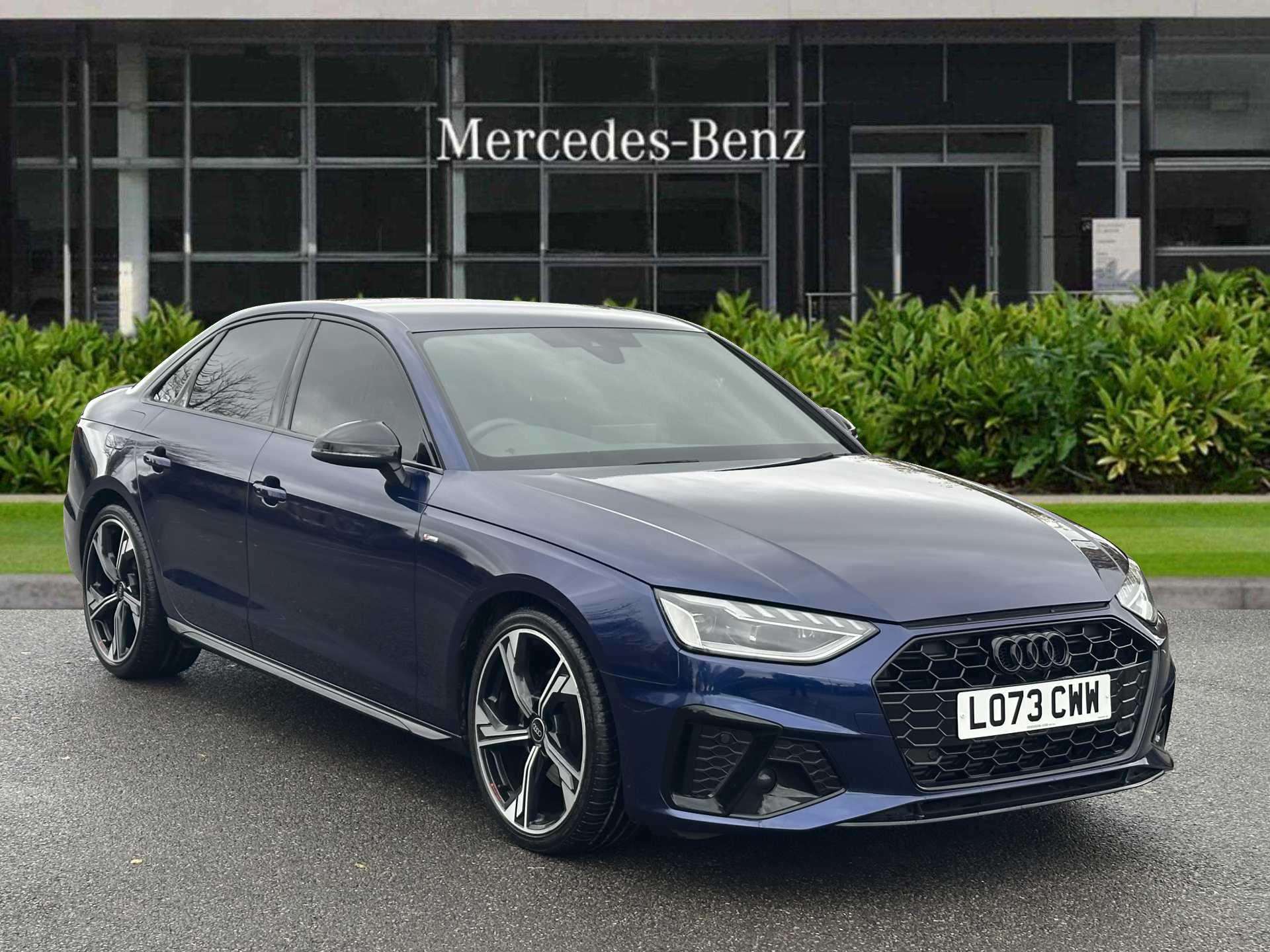 Main listing image - Audi A4