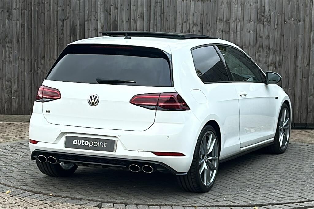 Main listing image - Volkswagen Golf R