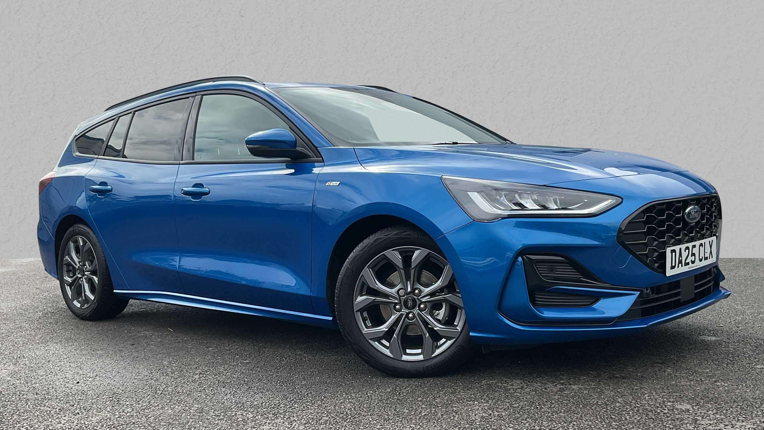 Main listing image - Ford Focus Estate