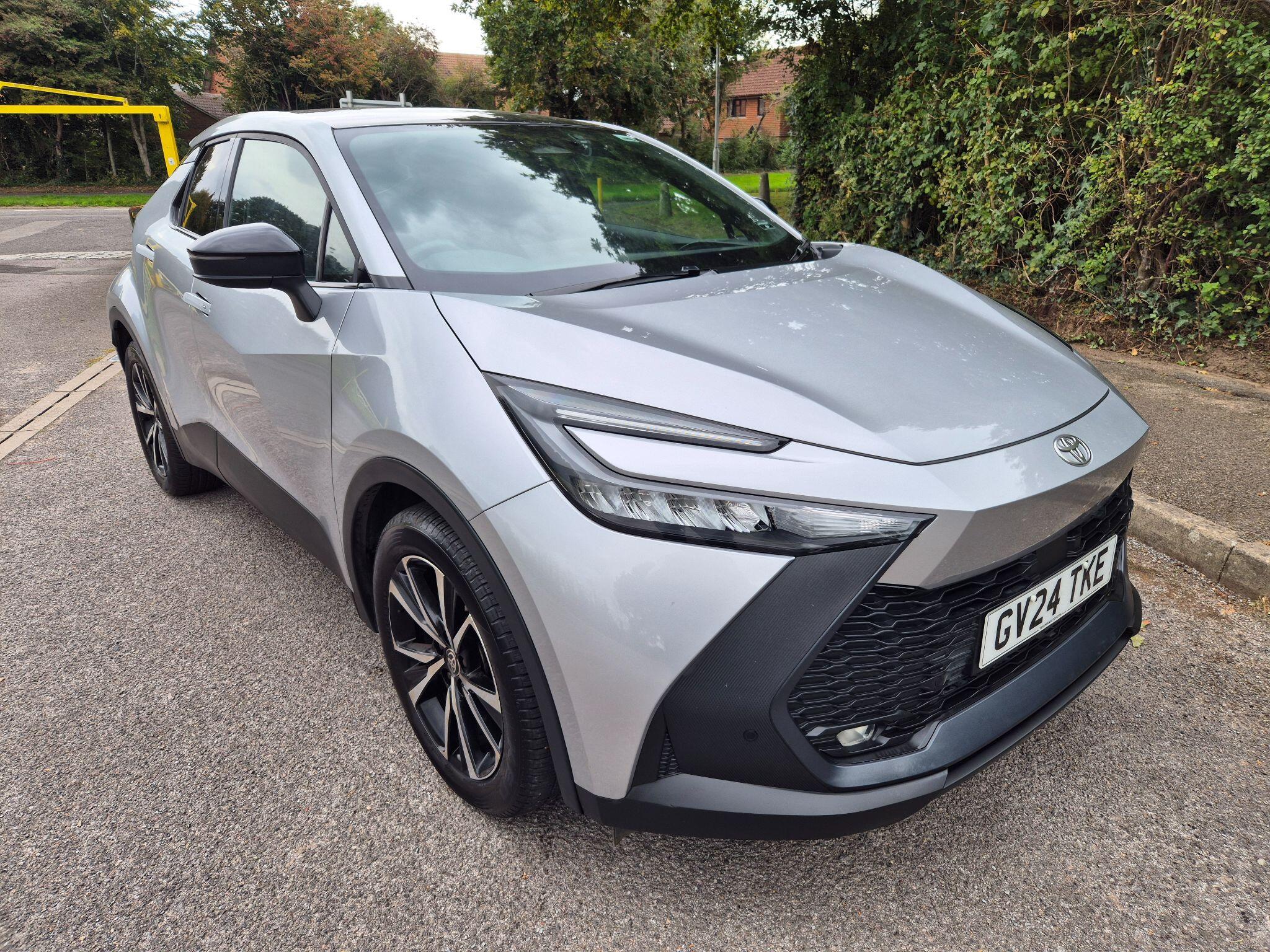 Main listing image - Toyota C-HR